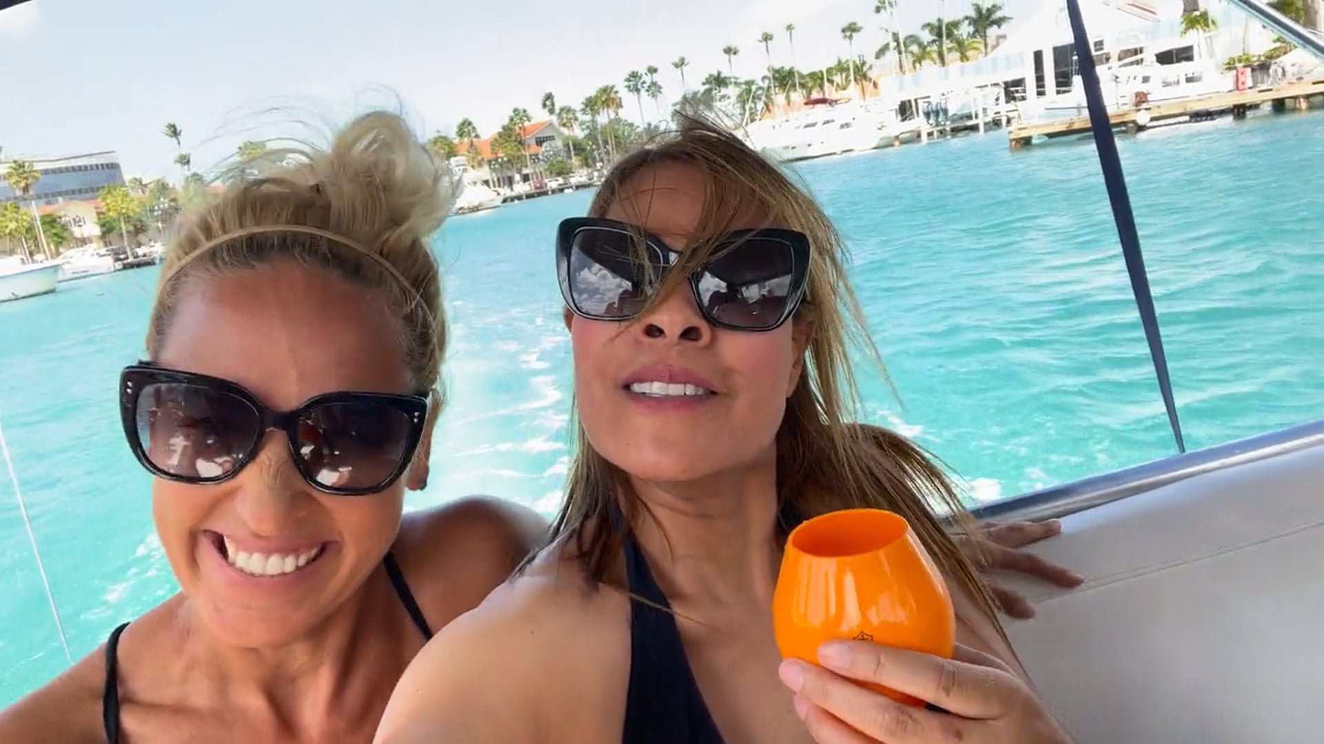 With Elisa and Le Bonx on the boat