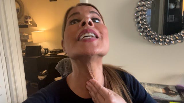 My Chicken Neck or a fat neck