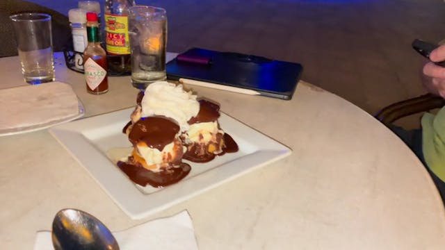 Profiterol at Casa Tua