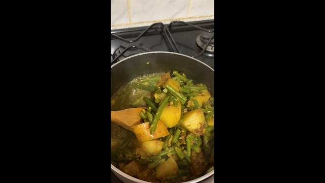 Potato string bean curry