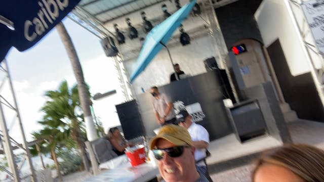 DJ in da house