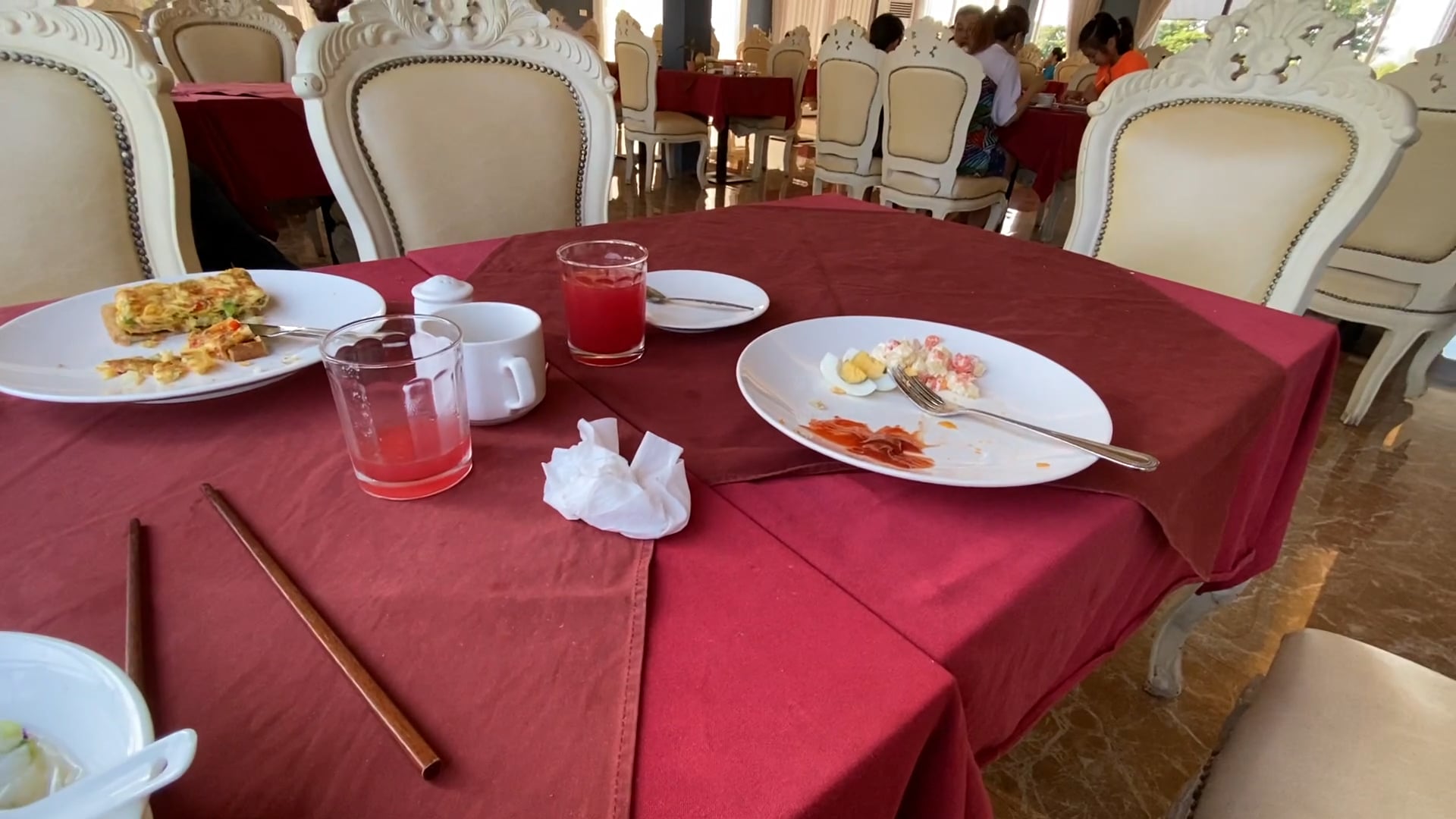 Breakfast lets try the noodle soup 