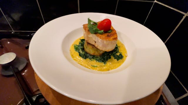 5 cheeses Turmeric sauce, with a spin...