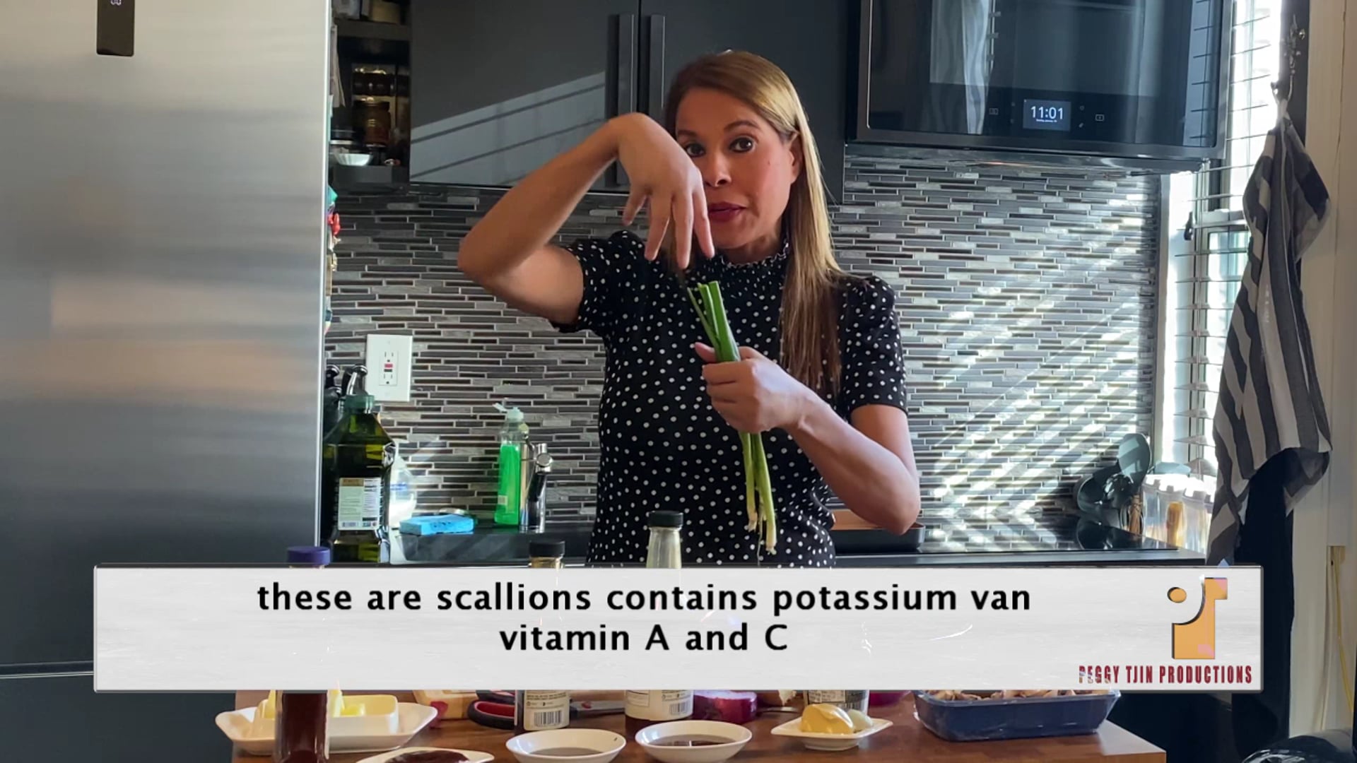 SHOW 8 SURINAMESE SLIDERS 