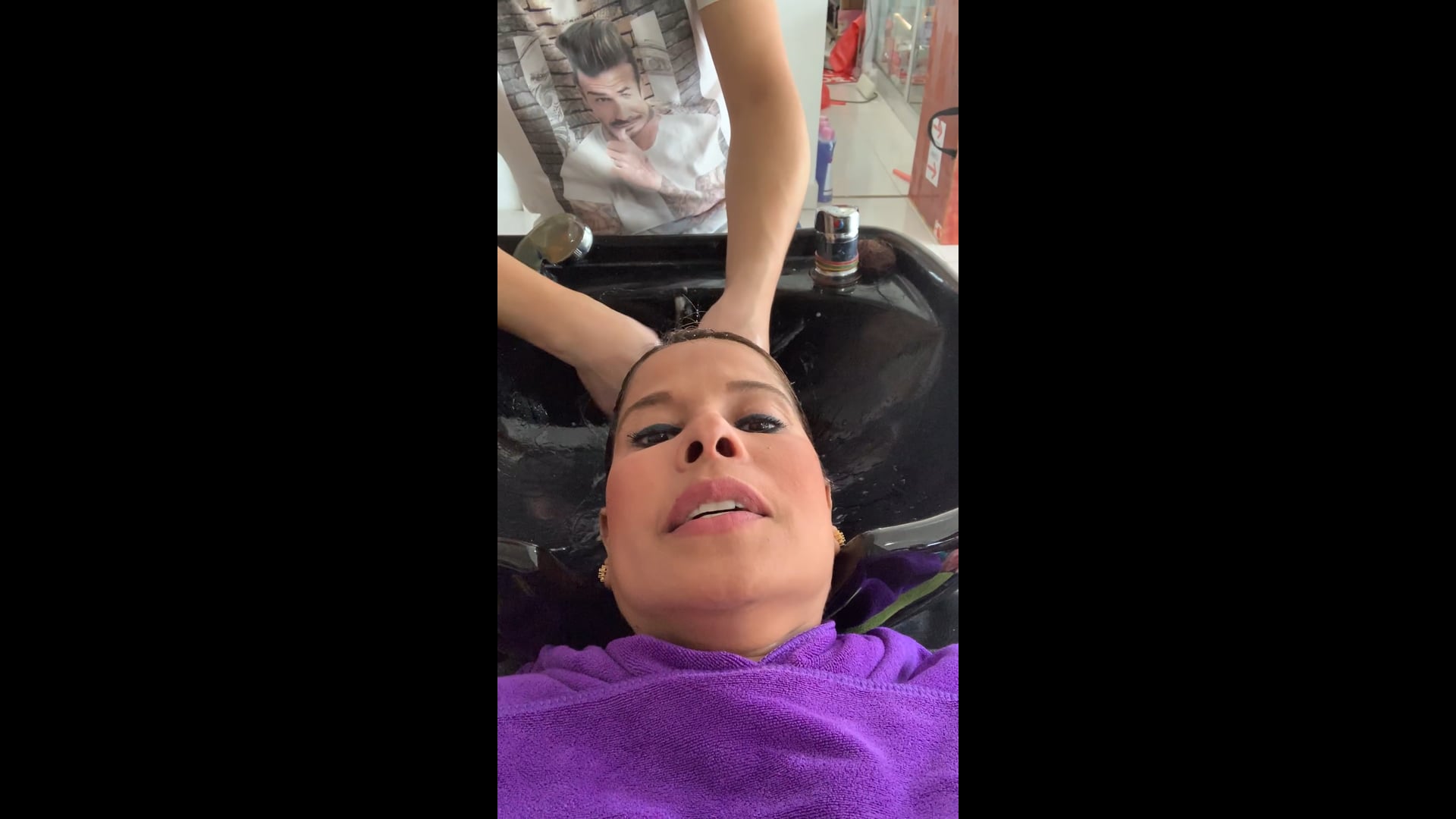 Chinese hairdresser In Suriname