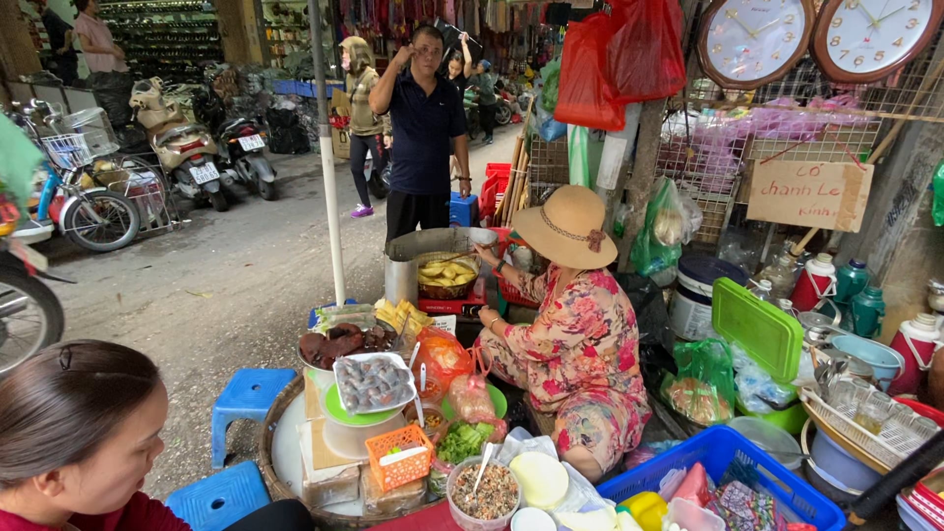 Market in Hanoi