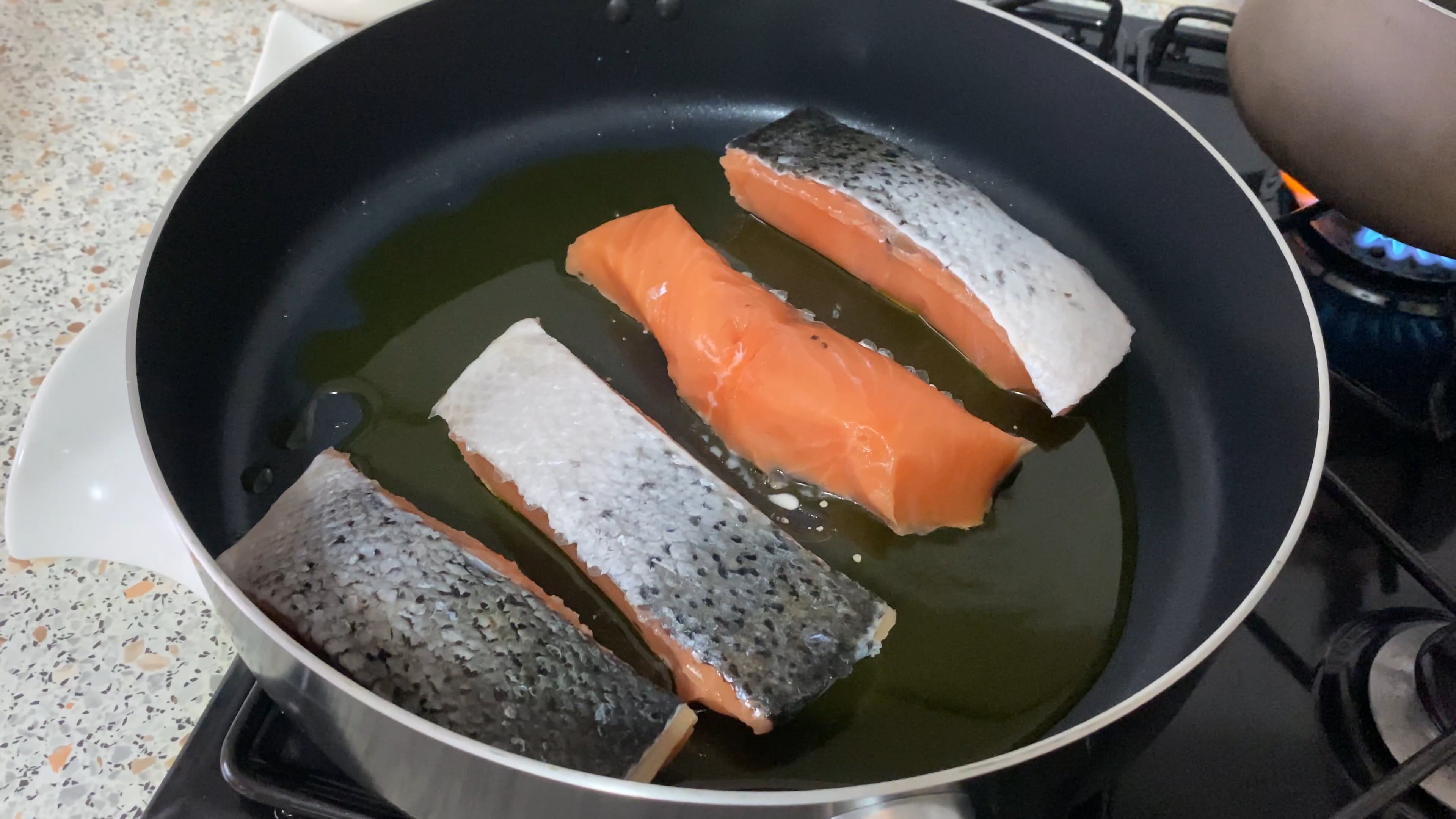 Salmon for the pasta