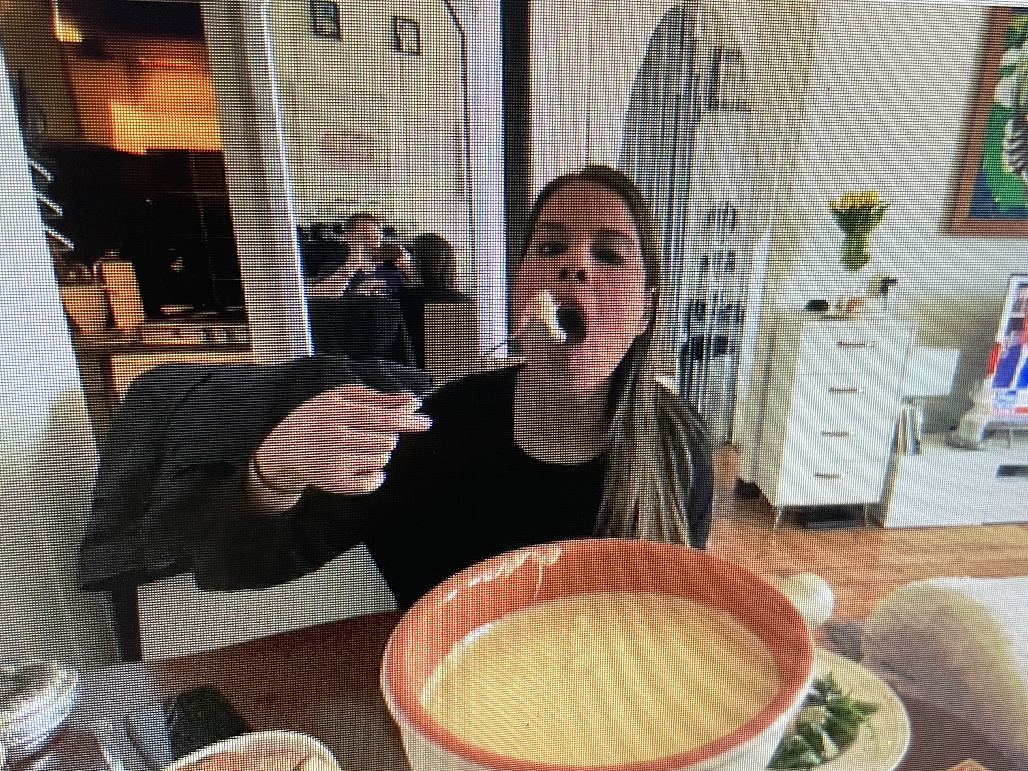 Cheese fondue, no rules