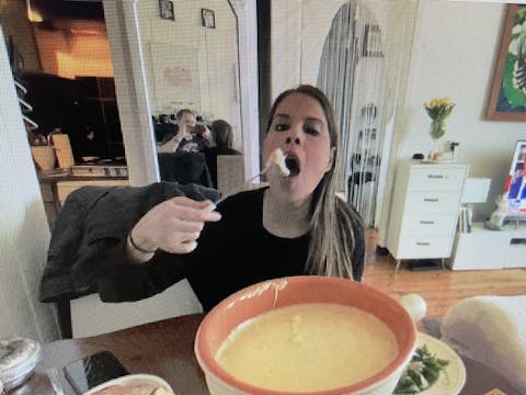 Cheese fondue, no rules
