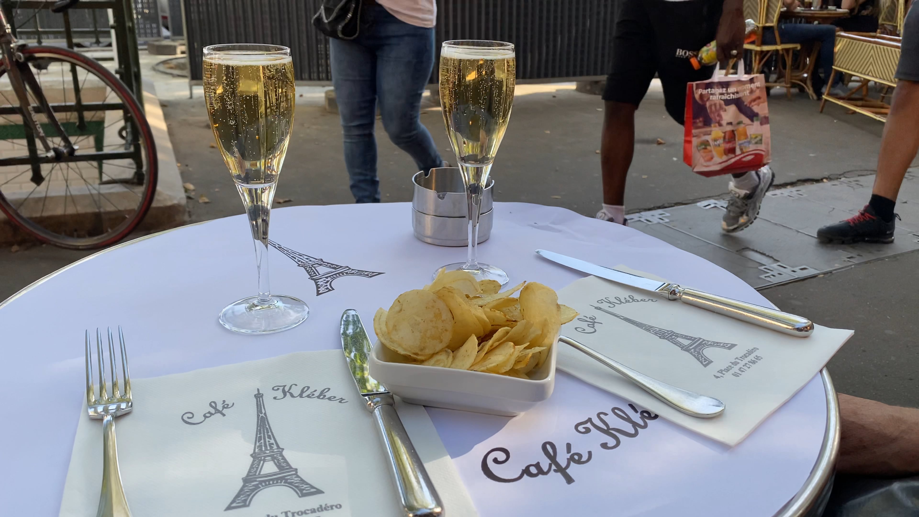 Champagne in Paris