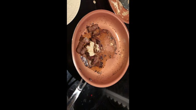 Steak with mushroom sauce