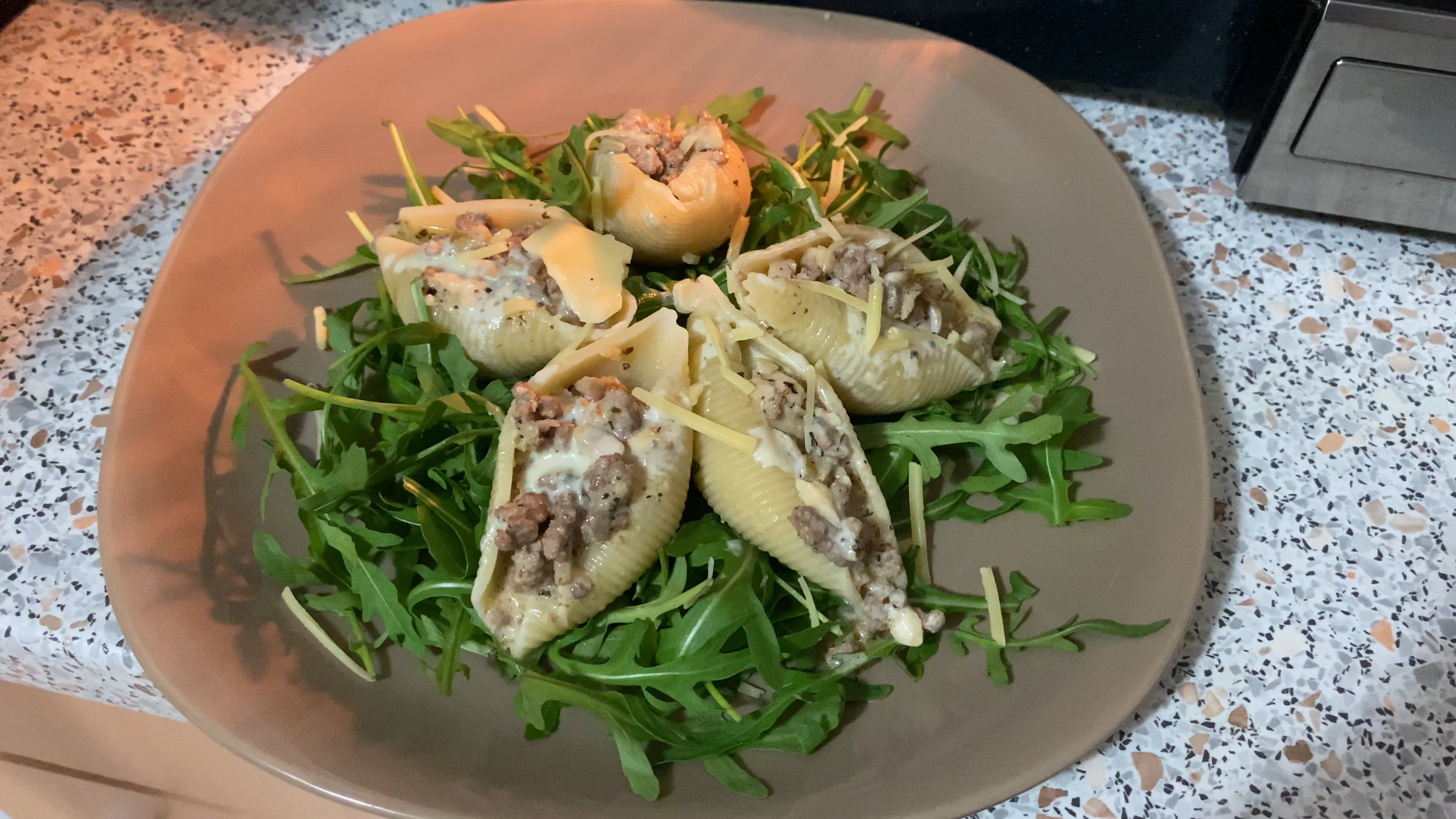Big shell pasta stuffed with creamy garlic ground beef