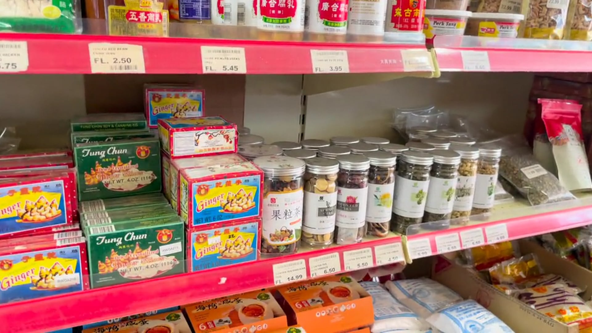 Chinese supermarket in Aruba