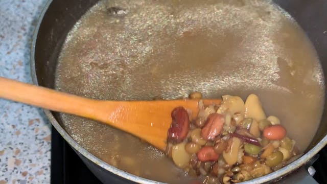 16 beans soup is on