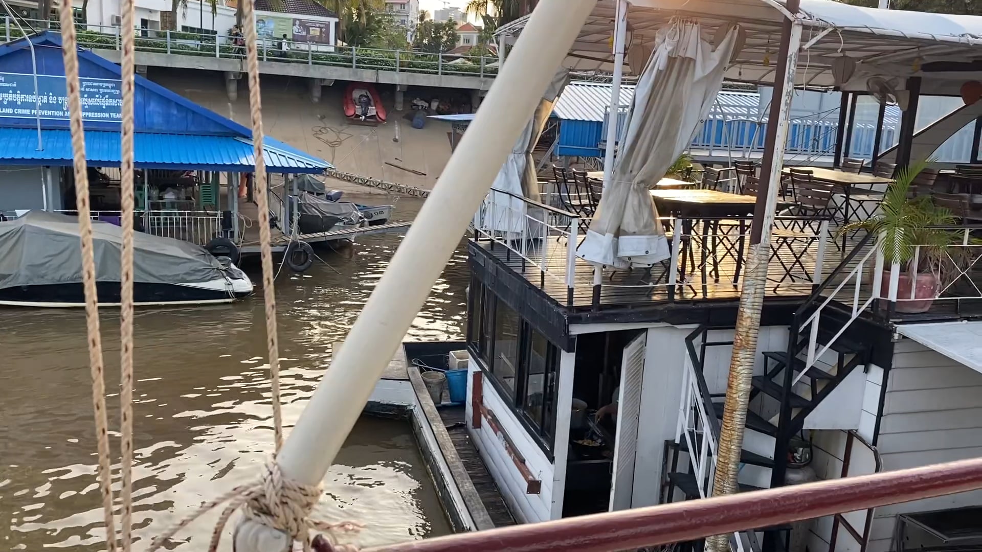 Boat trip in Phnom pen