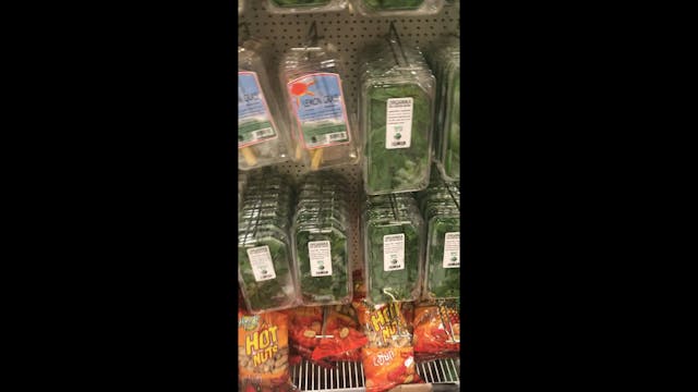 Lots of veggies and fresh spices