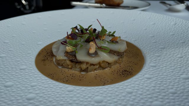 Lunch in Paris