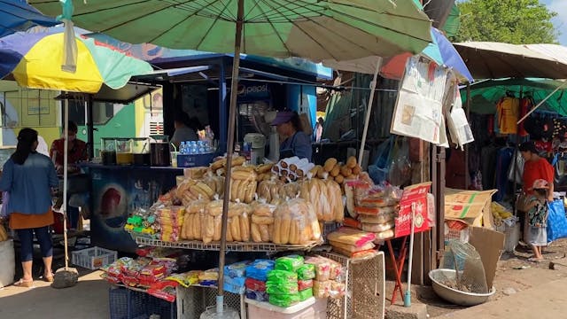 Dixon market in Laos