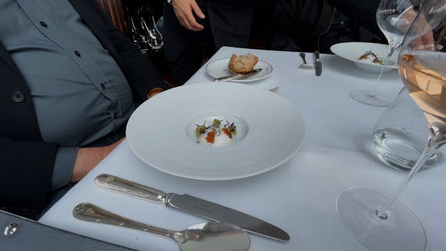 Lunch in Paris