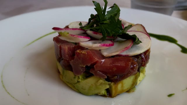 Tuna tartar with big chunks of tuna...