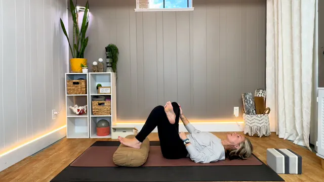 Slow Flow: Pelvis 360