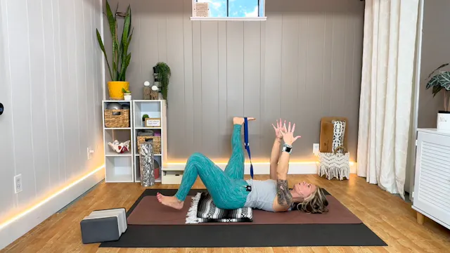 Everyday Pelvic Stability Flow (28 min)
