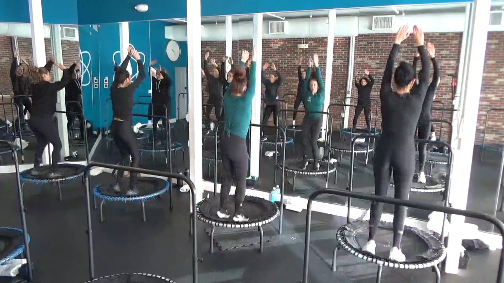 Bounce Express | 11 | 15 | 24