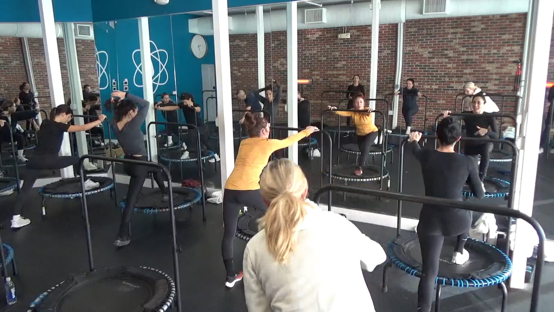 Bounce 30/30 | Standing Legs 