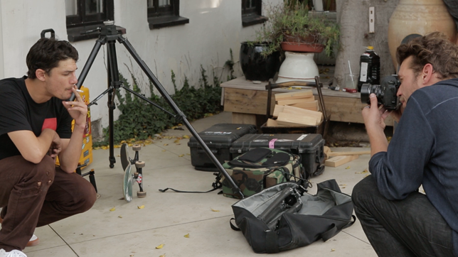 Arto Saari: Lifestyle Portraits in Natural Light