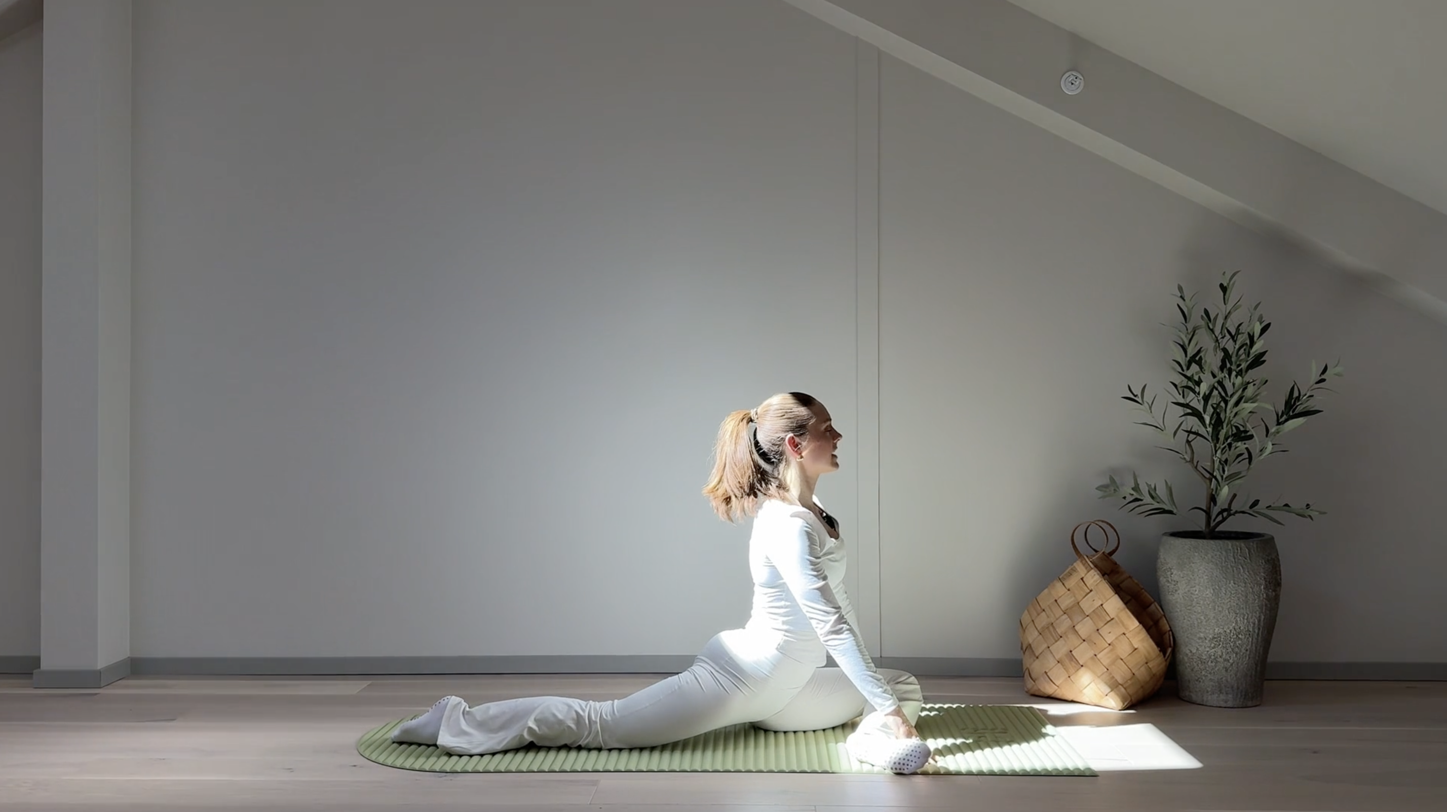 DAG 14 | STRETCH | PILATES X STYRKE CHALLENGE