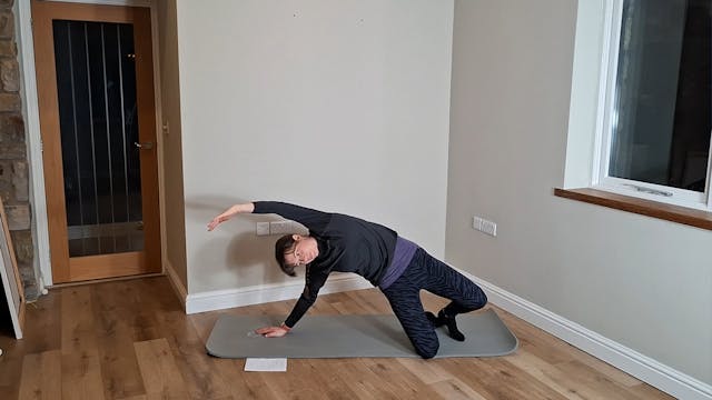 Level 1 Mat Class, with Kirsten