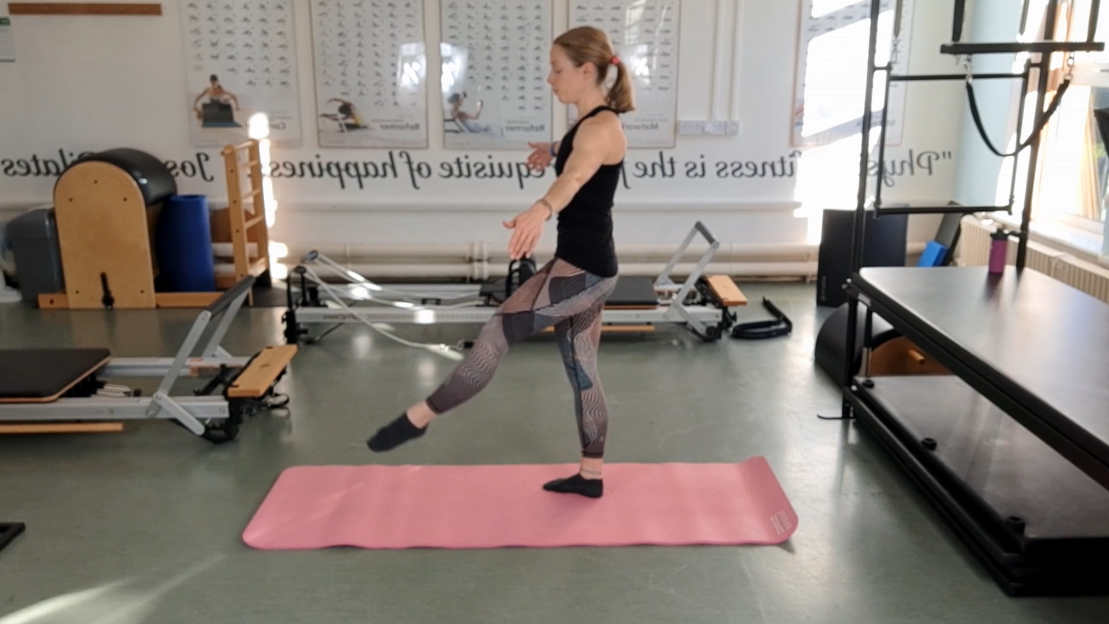 Level 1 Mat Class, with Jess 