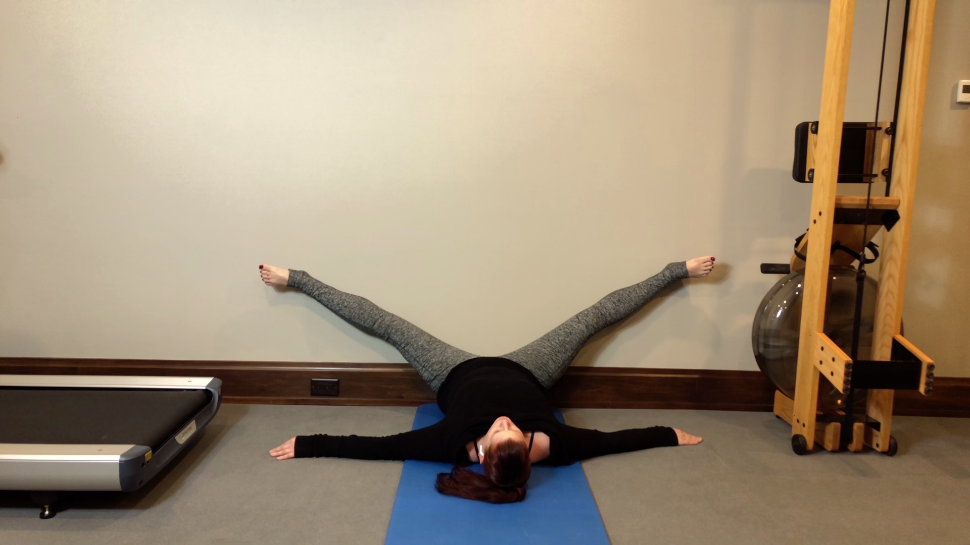 STRETCH 4 | WALL STRETCHES | GOOD FOR BACK PAIN | JULIE S