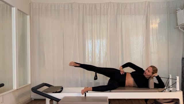 Reformer Series: Booty and Abs, 34 min