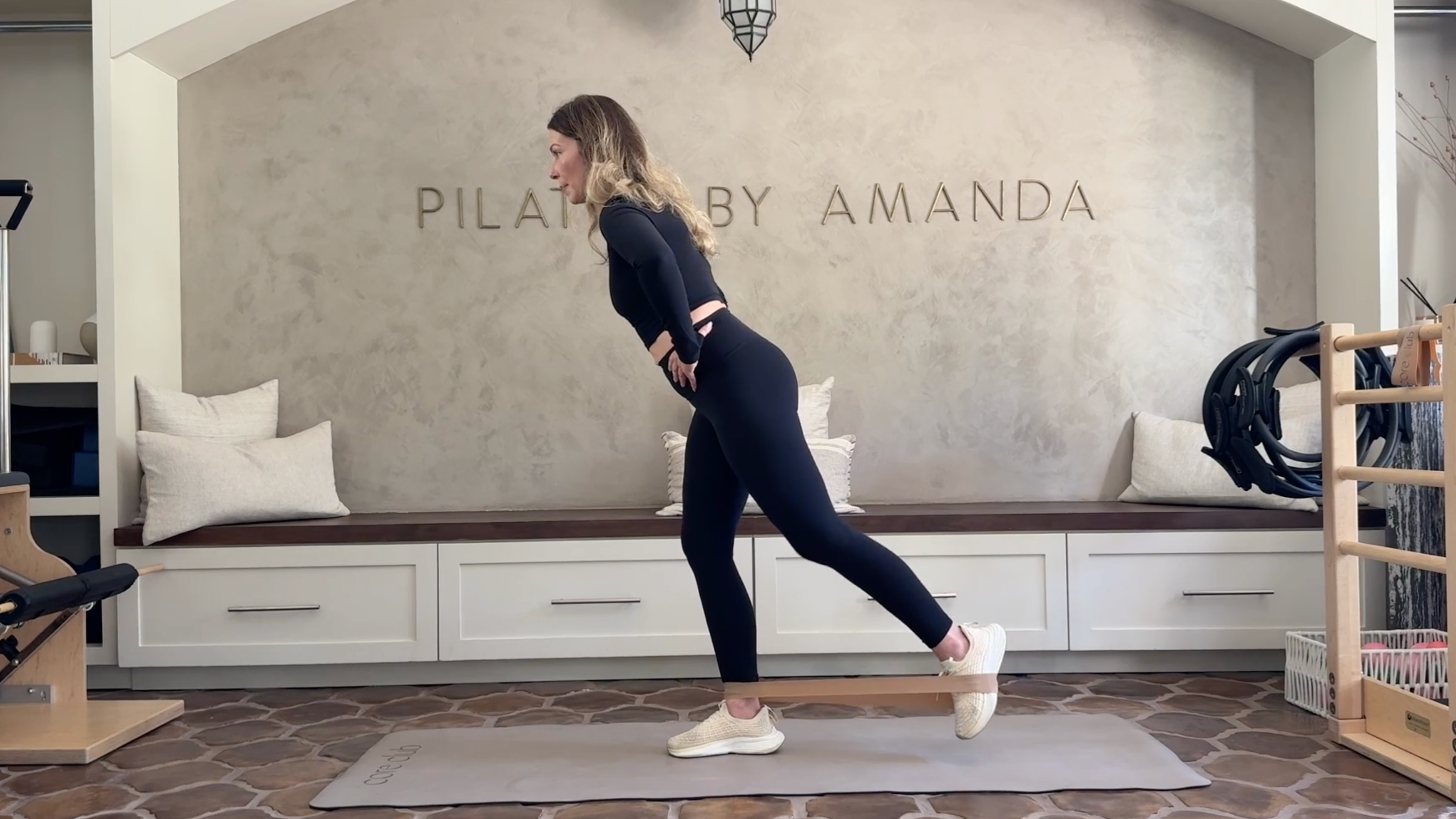 16 Min: Booty Burn // Bands