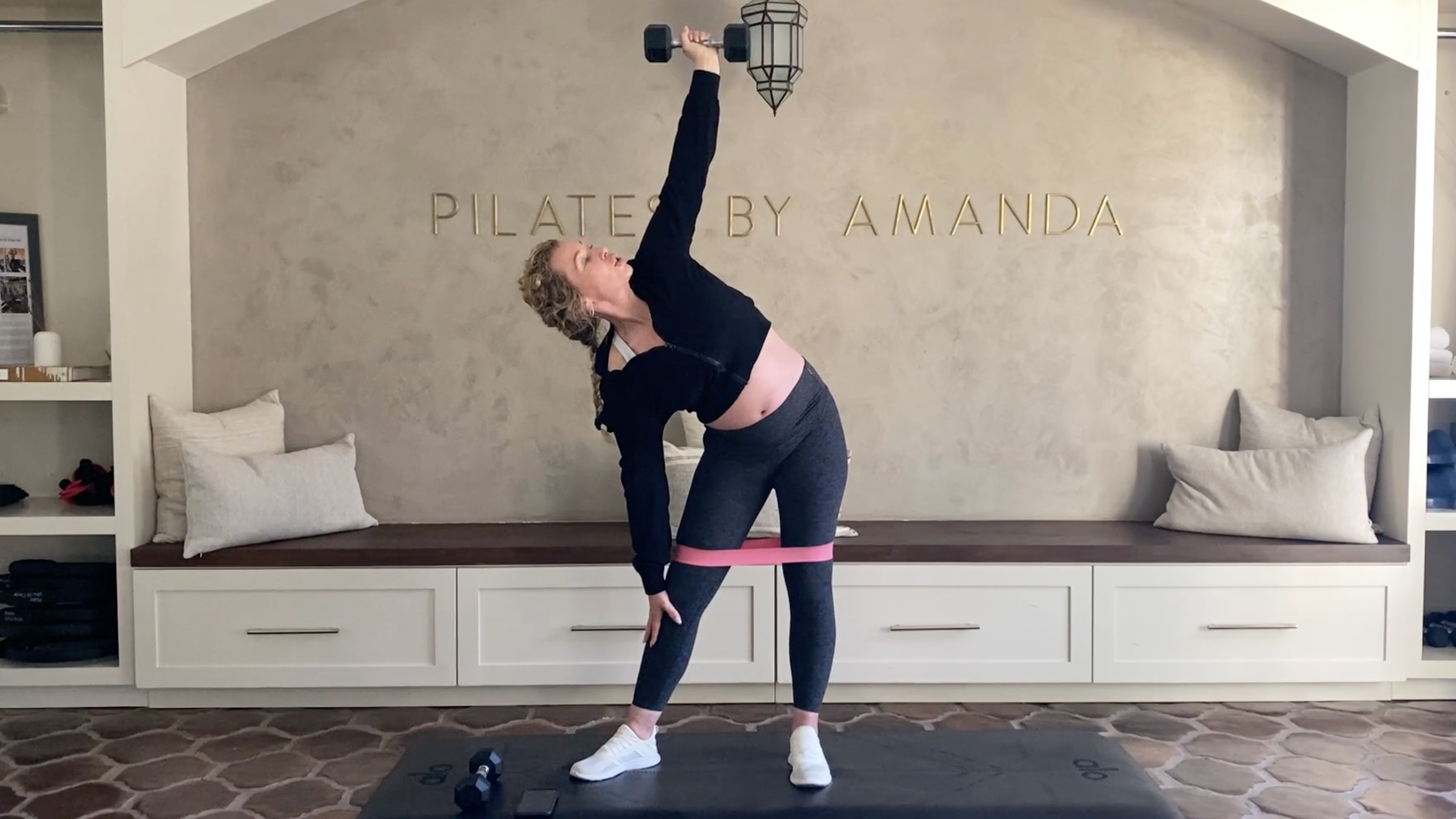 Workout 2: Obliques // Bands & Hand Weights