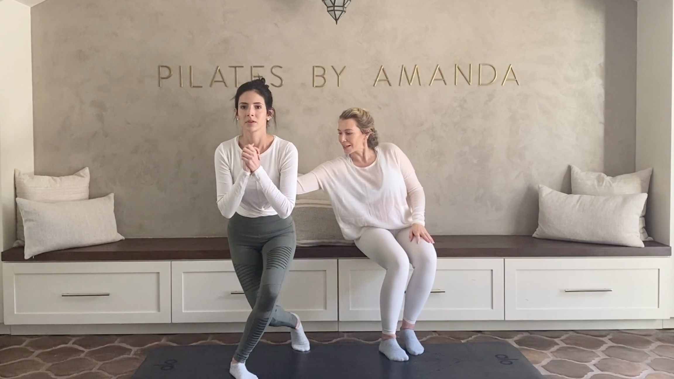 32 Min: Fundamentals // Lunges // No Equipment