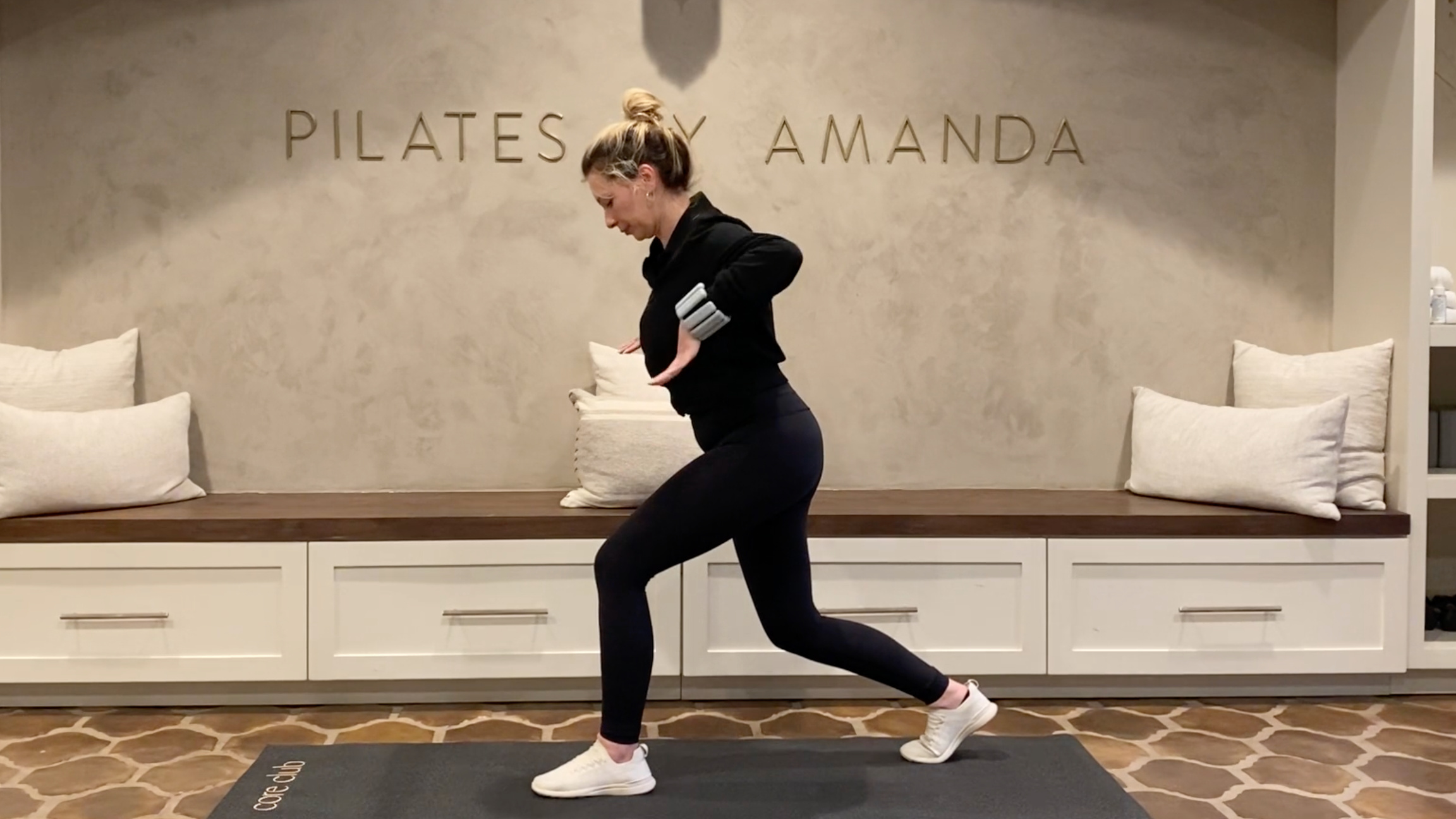 45 Min: Postnatal // Full Body // Ankle Weights