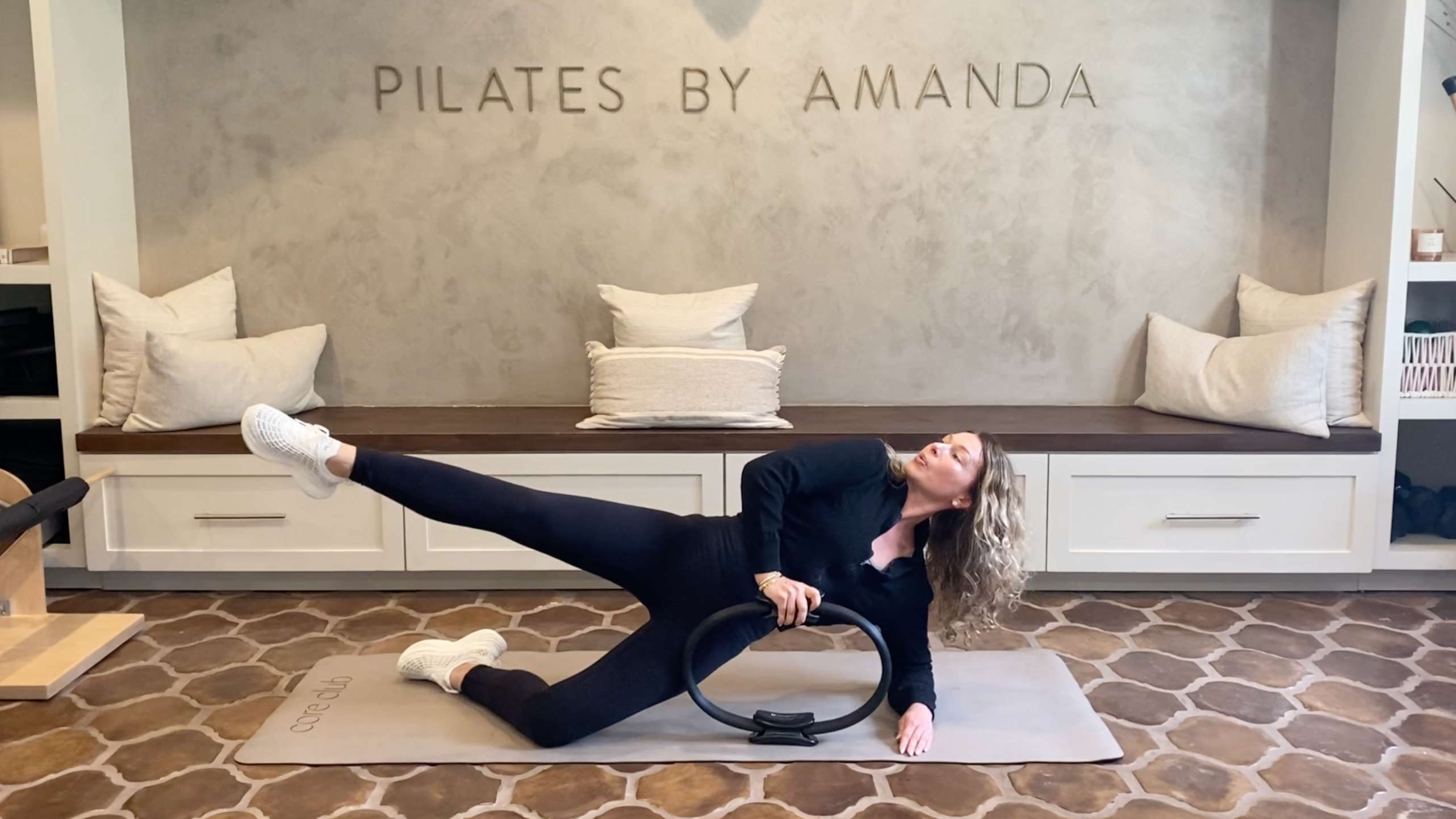 21 Min: Lower Body & Arms // Ring