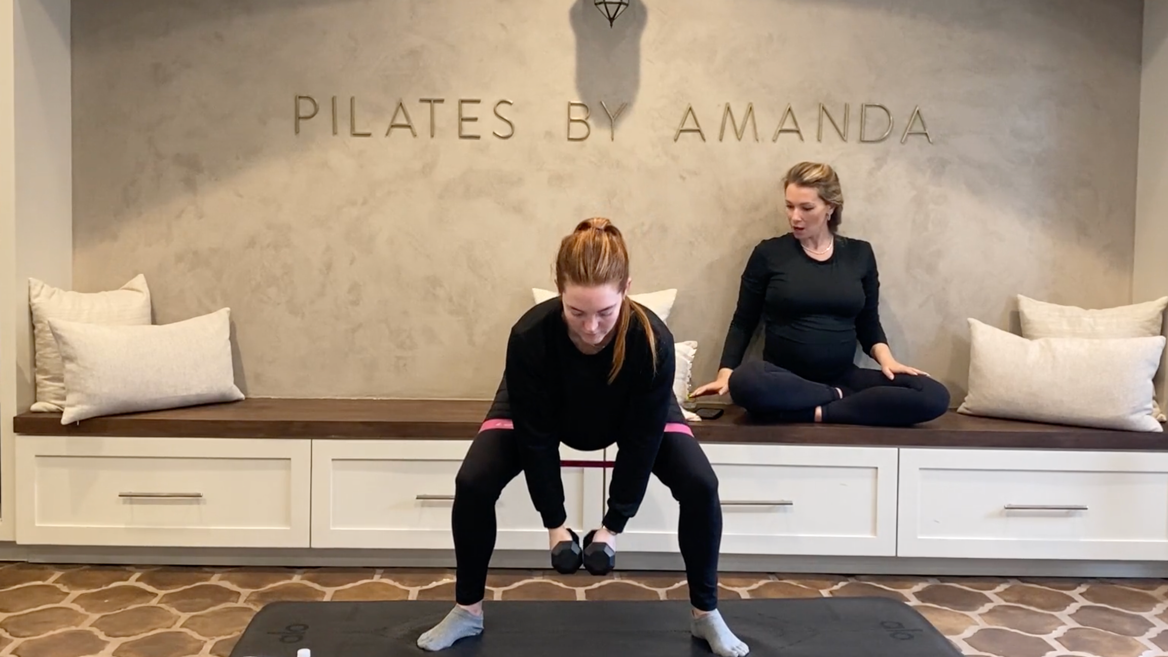 54 Min: Advanced Full Body HIIT // Bands & Hand Weights