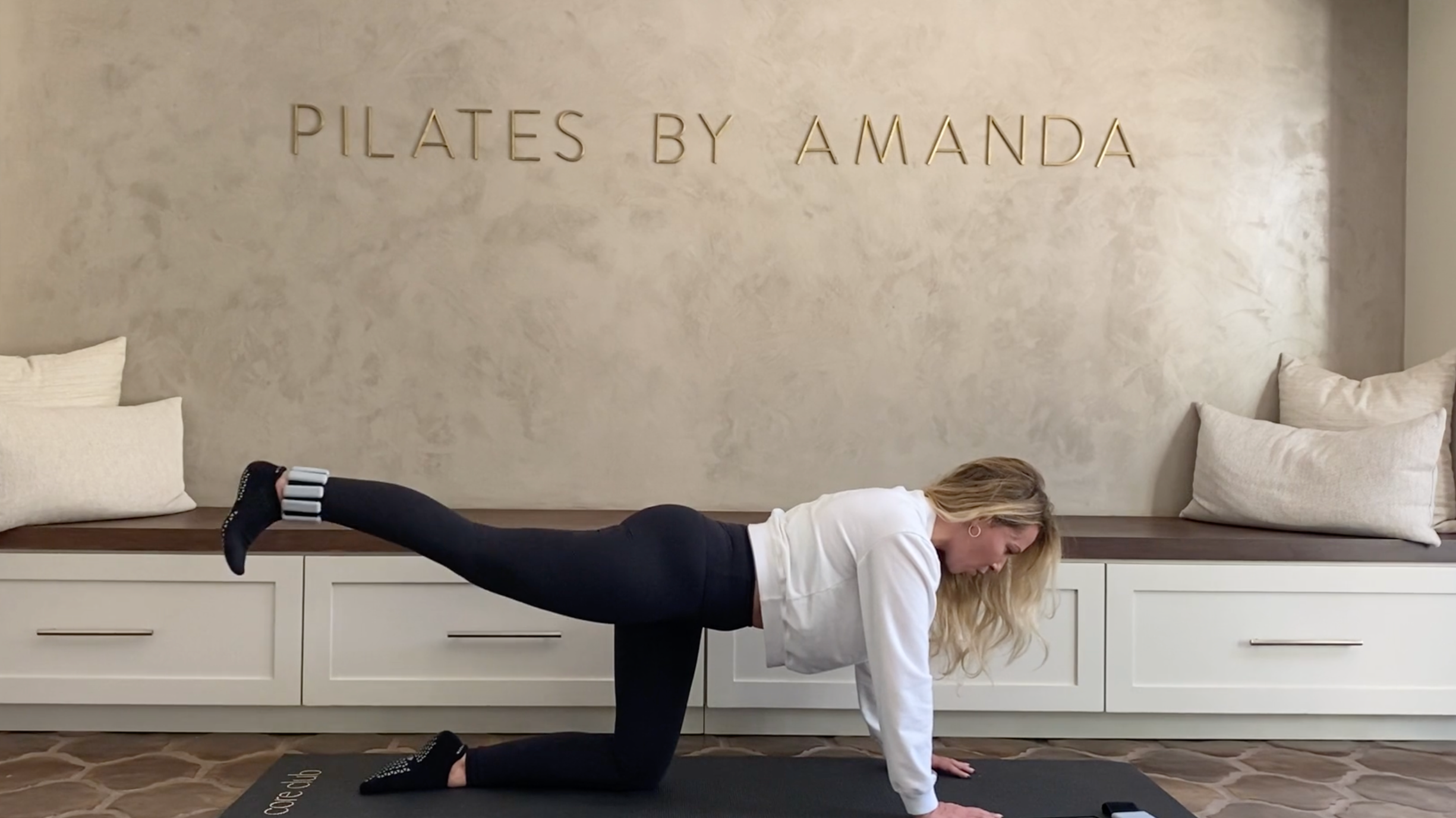 32 Min: Single Prop // Full Body // Ankle Weights