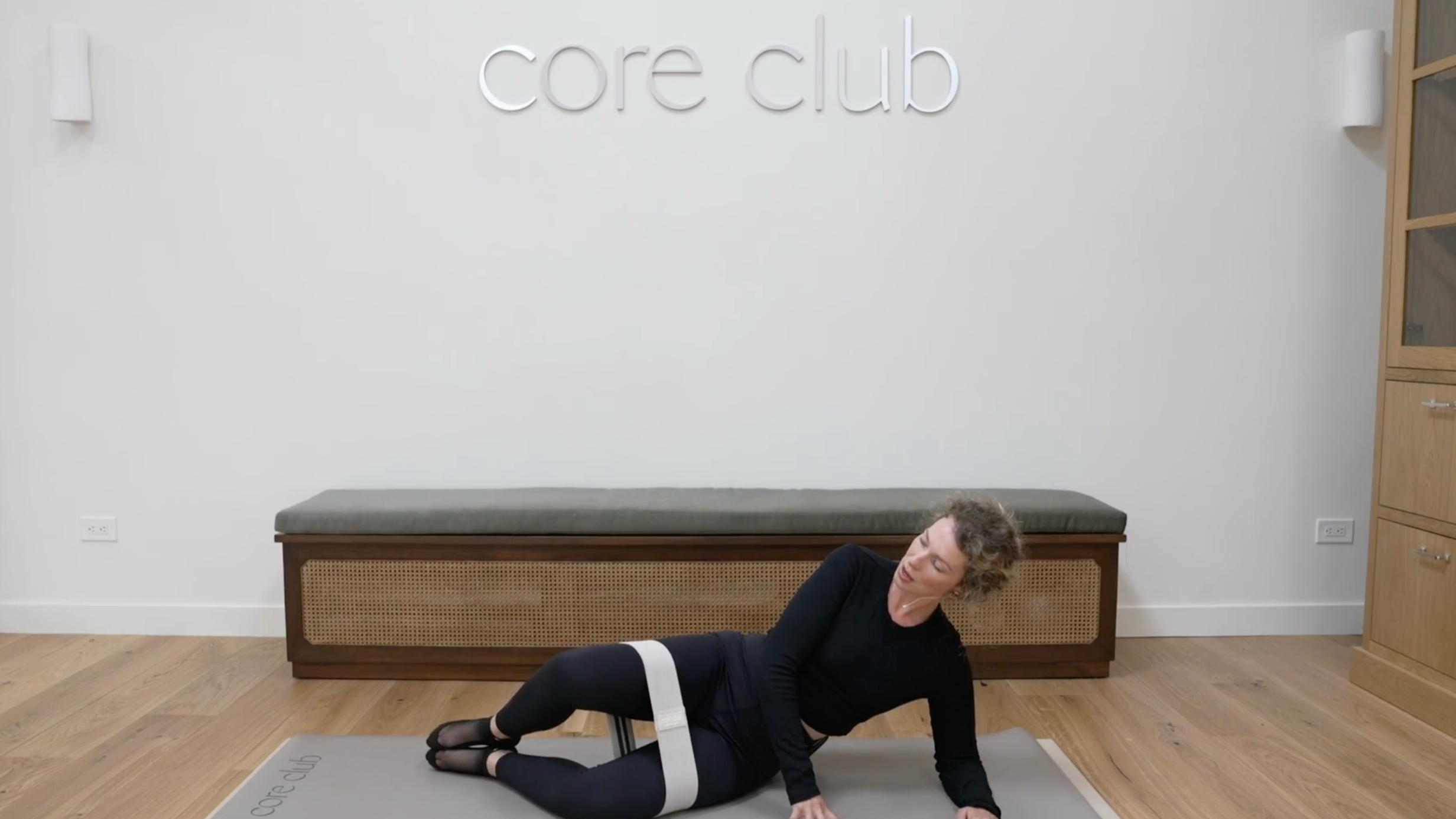 17 Min: Lower Body // Fabric Bands