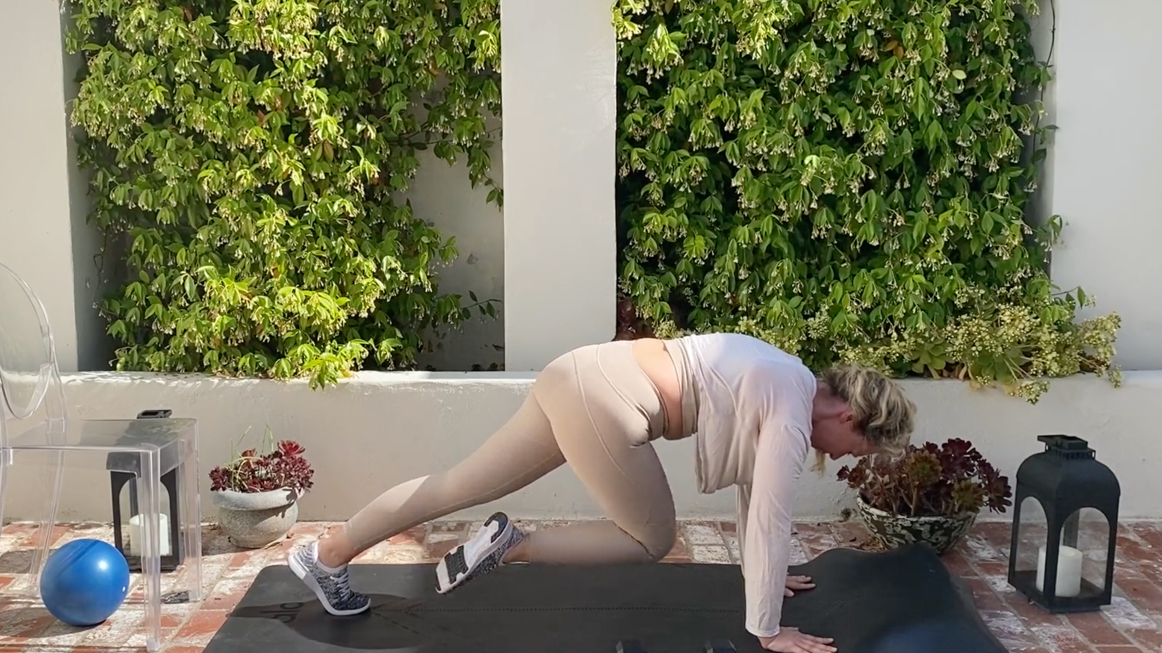 60 Min: Advanced Full Body // Ankle Weights, Ball, & Hand Weights