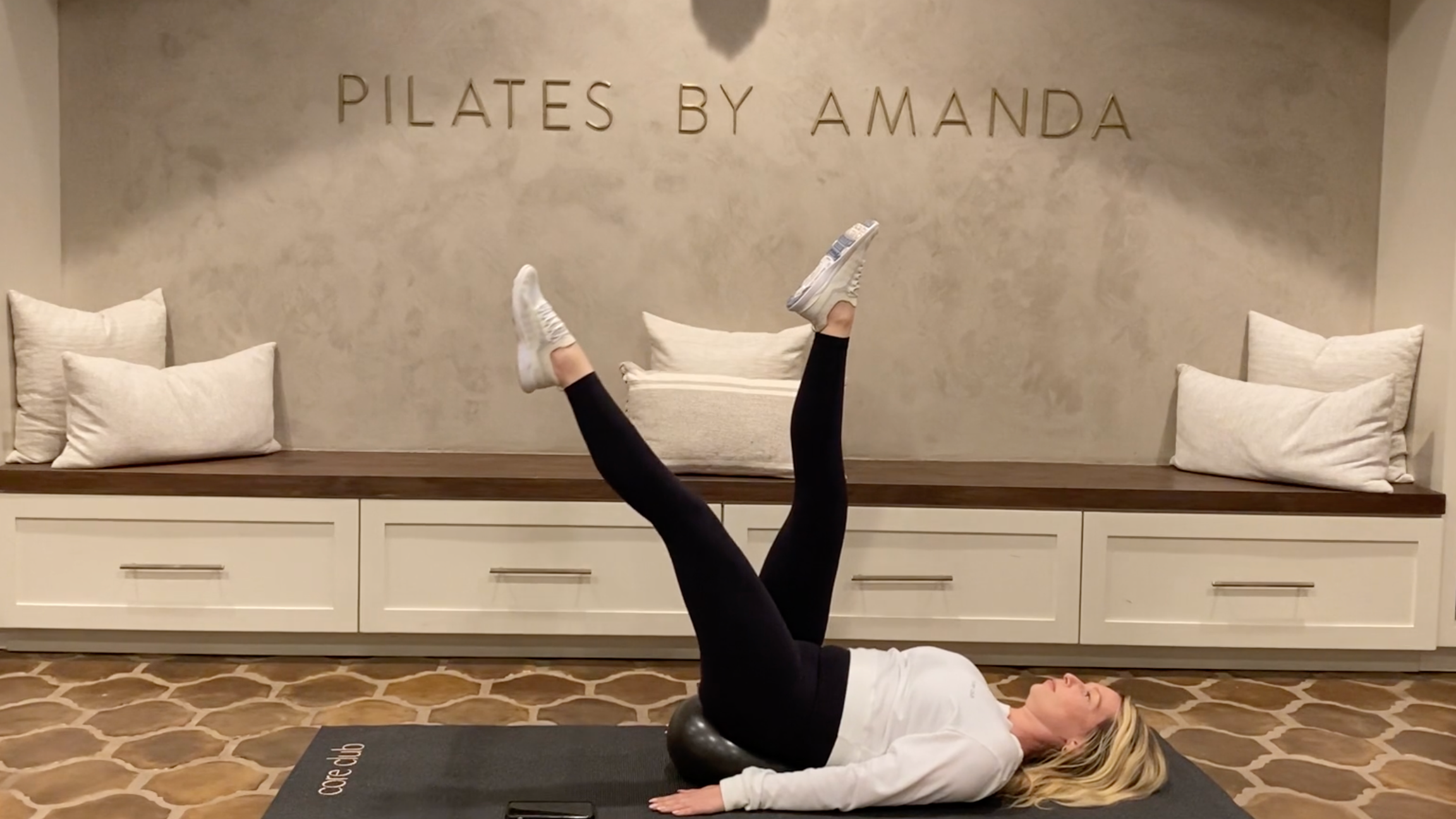 34 Min: Single Prop // Full Body // Ball