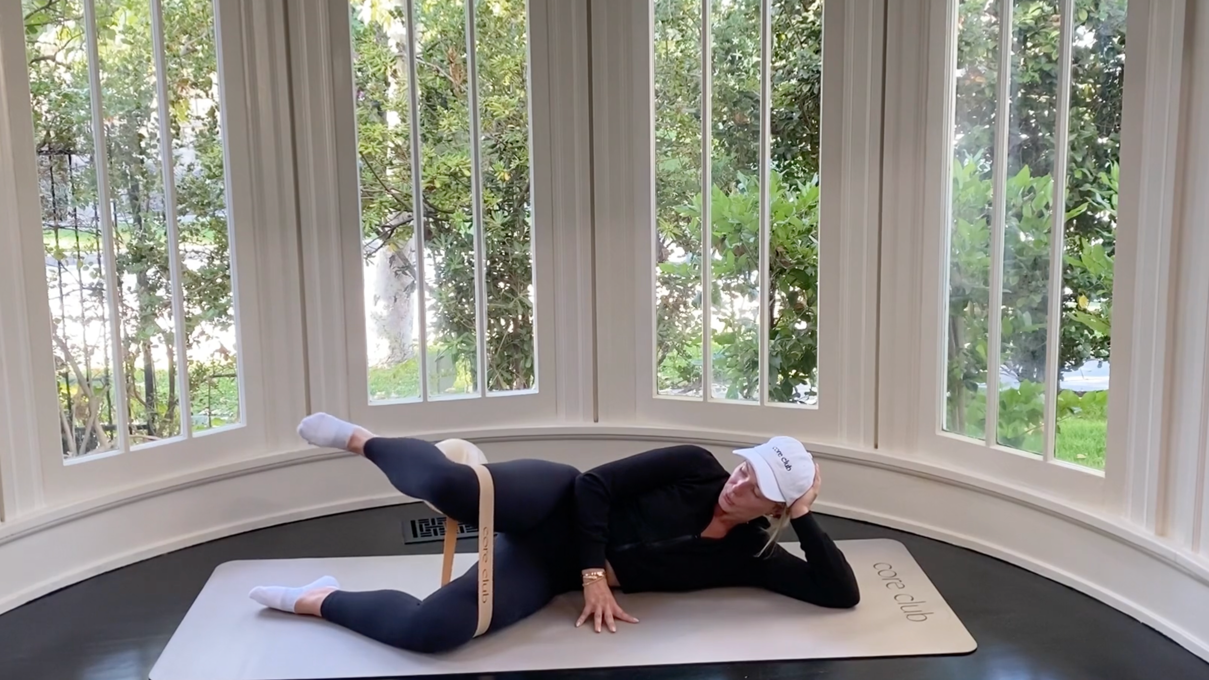 10 Min: Quickie // Booty // Ball & Band