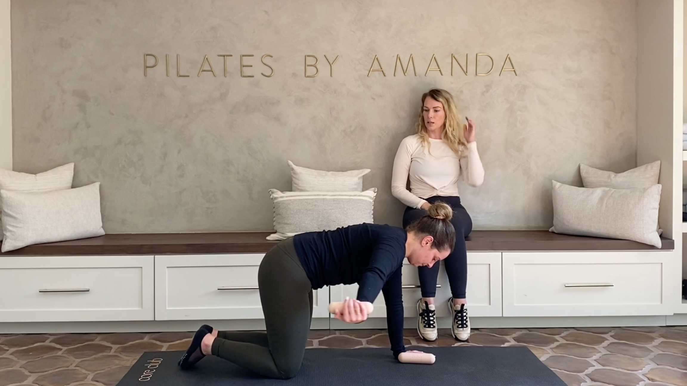 21 Min: Single Prop // Arms & Abs // Hand Weights