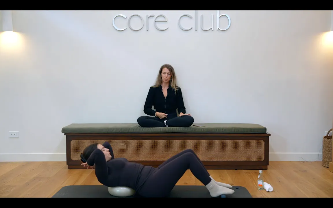 31 Min: Part 1 Ball Abs & Obliques - Core Club