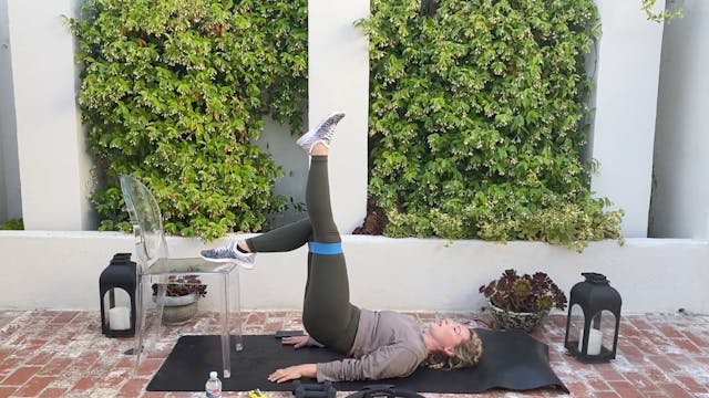 57 Min: Advanced Full Body // All Props