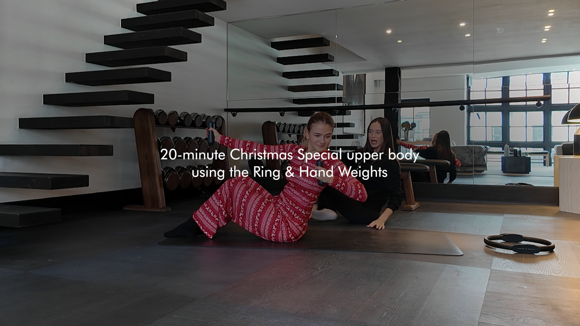 CHRISTMAS SPECIAL NEW: 20-minute Christmas Upper Body using ring & hand weights