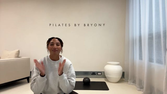 DAY 4 //  LIVE 20 minute lower body s...